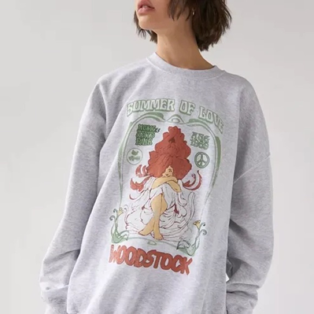 Oversized Urban Outfitters Woodstock Crew Neck